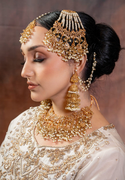 White & champagne Bridal Jewellery Set
