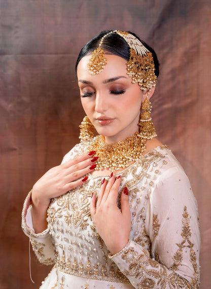 White & champagne Bridal Jewellery Set