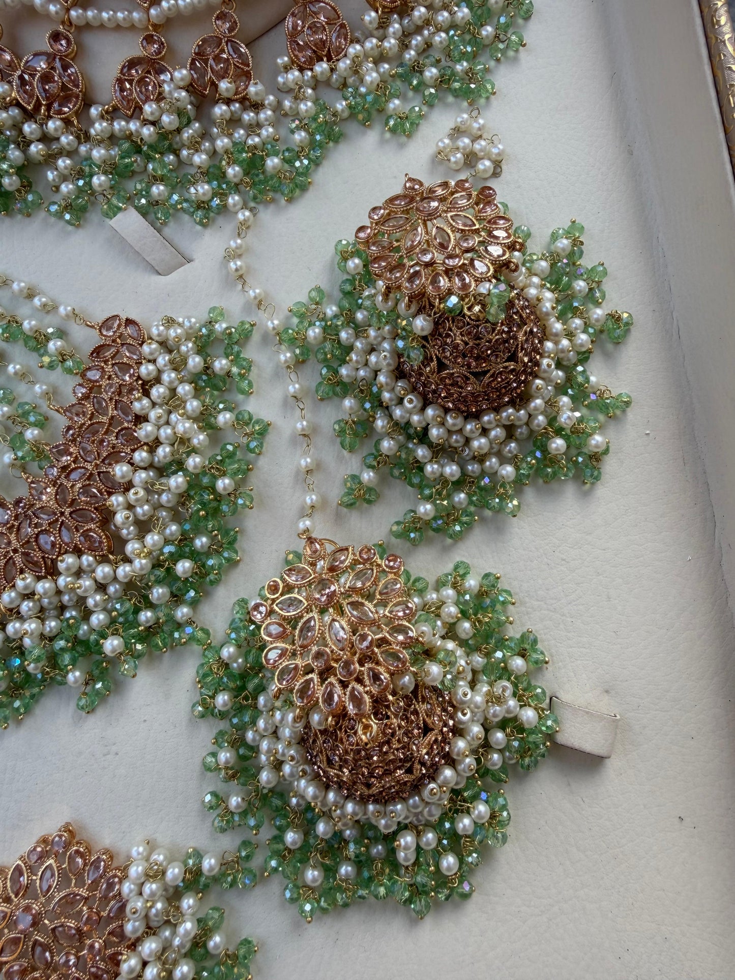 White & Green 24 Bridal Jewellery Set
