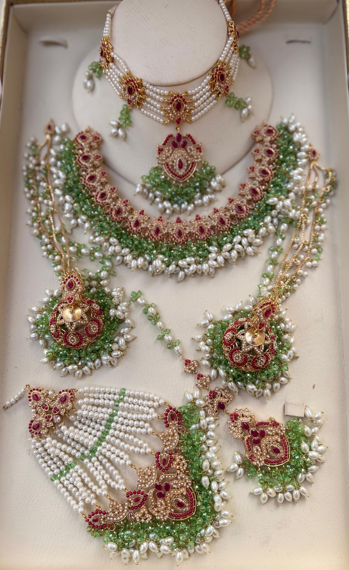 Green & white Bridal Jewellery Set