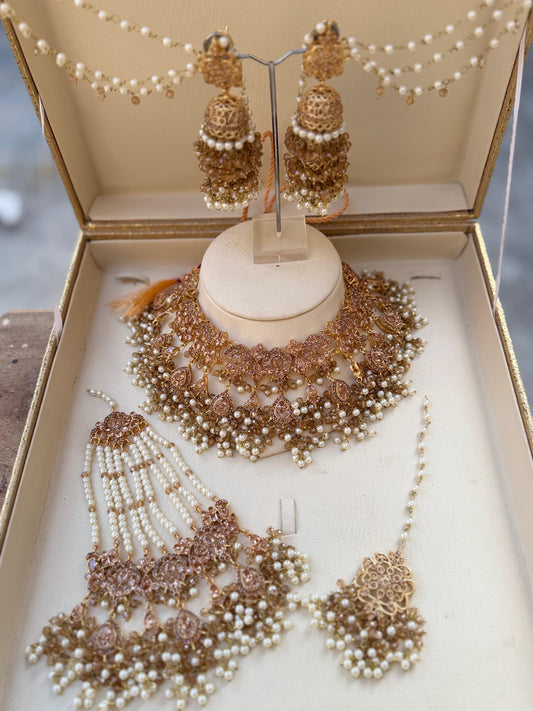 White & champagne Bridal Jewellery Set