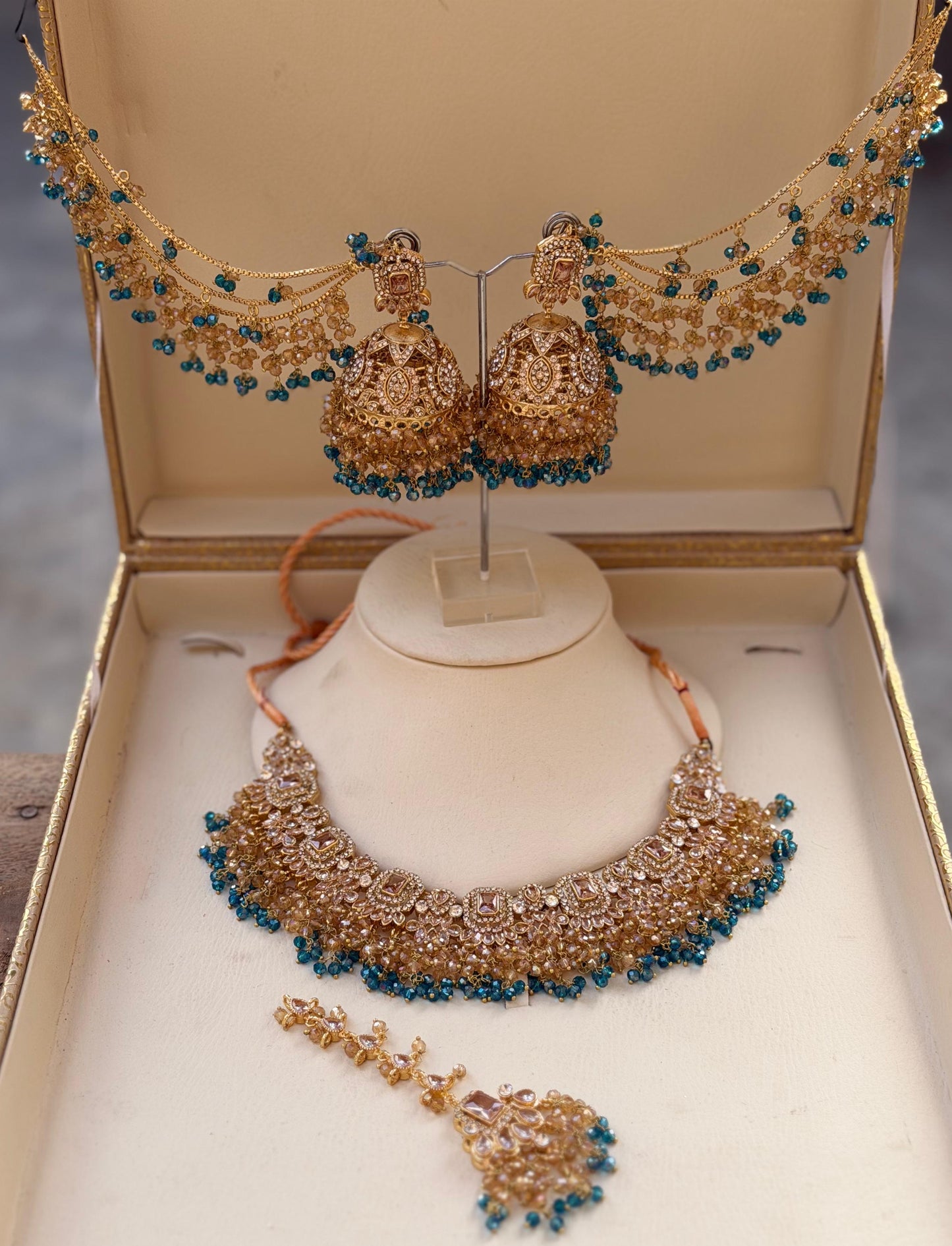 Green & champagne Bridal Jewellery Set